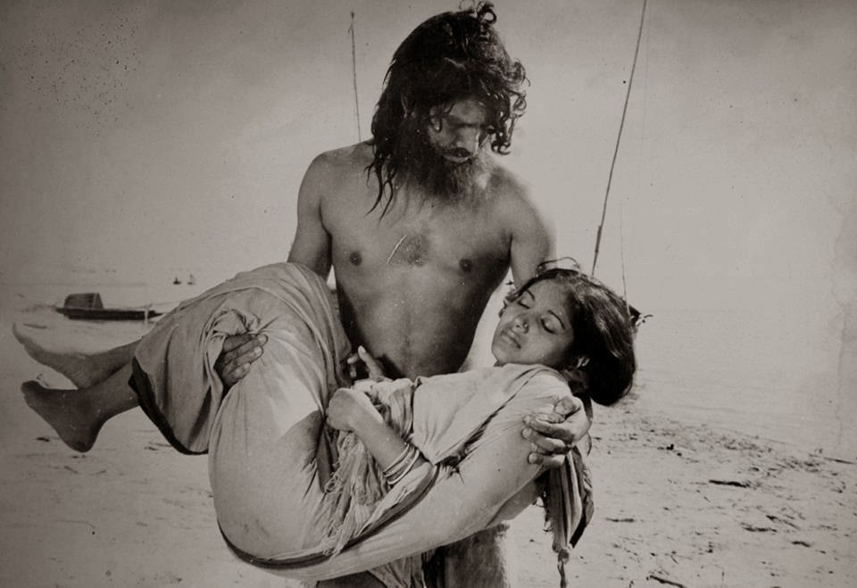 Titas ekti nodir naam